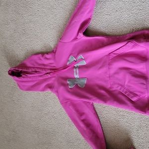 Small under Armour hoodie